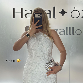 İncili tasarım elbise