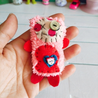 Peluş Broş