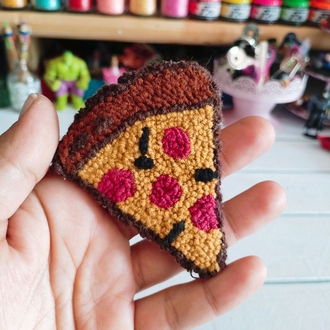 Pizza Broş
