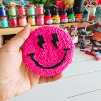 Gülen Yüz Bardak Altlığı Neon Pembe