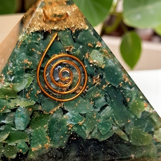 Orgonit Piramit – Avantürin & Bakır Spiral