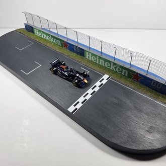 Formula Pist Diorama 