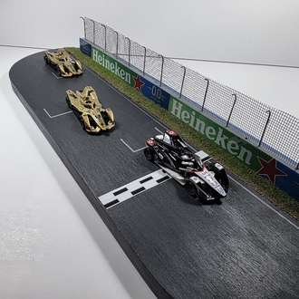 Formula Pist Diorama 