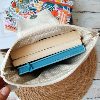 Kitap çiçek nakışlı kitap çantası (askılı)