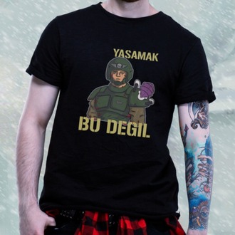 Heretik Podcast Tişört - Yaşamak Bu Değil