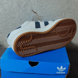 Adidas Campus 00s