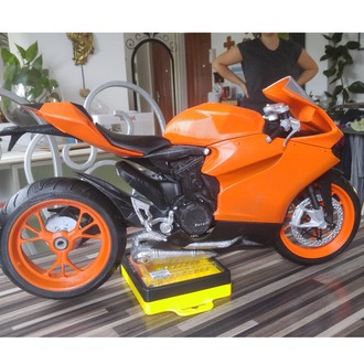 Büyük Ölçek Model Motosiklet