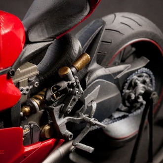Büyük Ölçek Model Motosiklet