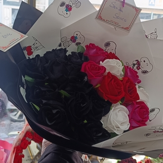senden önce senden sonra yapay gül buketi