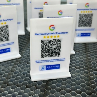 Google QR Kod Yorum Standı | 10x15 cm | 3 mm Beyaz Pleksi UV Baskı