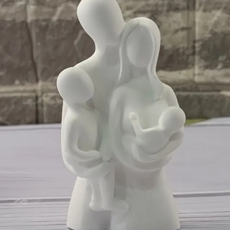 İki Çocuklu Aile Biblo
