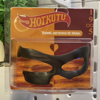 Osimhen maske HotKutu
