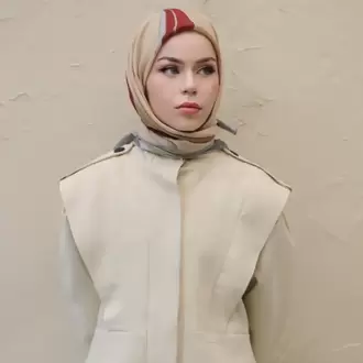 MASAL DESEN İTHAL SOFT PAMUK BEJ-KIRMIZI EŞARP
