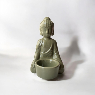 Buddha tekli mumluk
