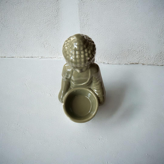 Buddha tekli mumluk