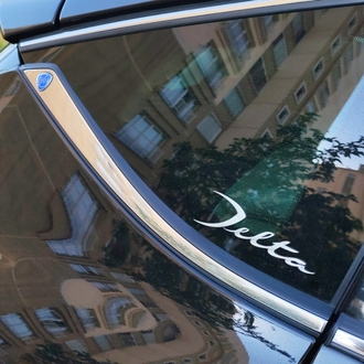 1 adet Arka Cam Lancia Logo + 3 adet Delta logo