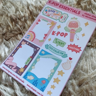 K-pop Essentials Sticker Sayfası