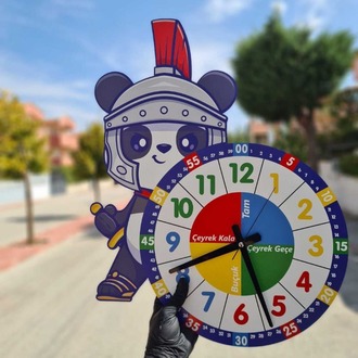  Şövalye Panda Eğitici Çocuk Duvar Saati ( 50x50 )