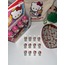 Karanlıkta Parlayan Hello Kitty Mini Figürler