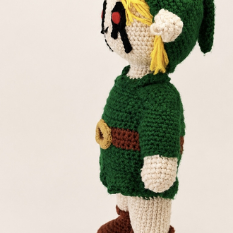 Yeşil Elf Kahraman Amigurumi – 30 cm El Örgüsü Koleksiyon Bebeği