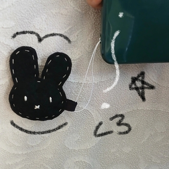 miffy siyah pelus charm