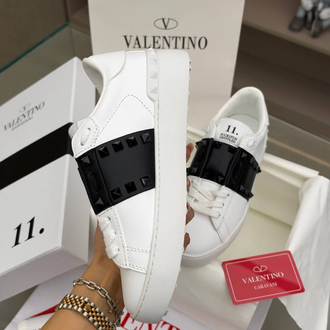 Valentino Rockstud Sneaker