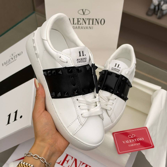 Valentino Rockstud Sneaker
