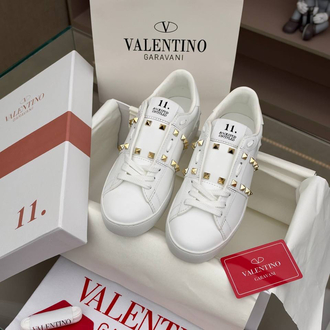Valentino Rockstud Sneaker