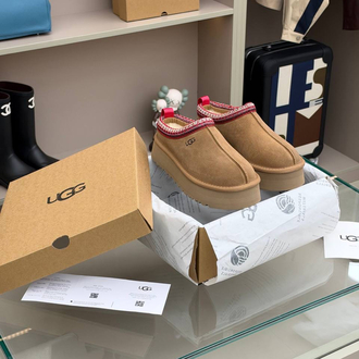 UGG Tazz Classic