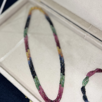 Safir-Zümrüt-Yakut Set