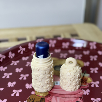 Çiçek Desenli Lip Balm Kutusu Ten rengi ( Çanta ve Anahtarlık )