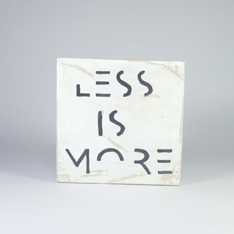 Less is More..El Yapımı Masif Ahşap Duvar Süsü - 15x15 cm