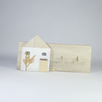 2 çengelli anahtarlık. 25x12x2 cm.