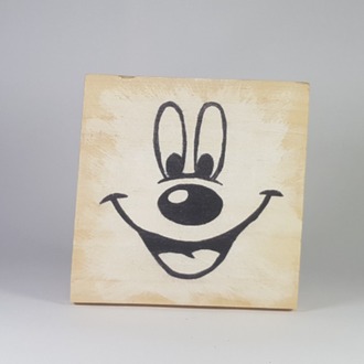 El Yapımı Masif Ahşap Duvar Süsü - 15x15 cm