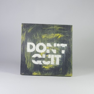 El Yapımı Masif Ahşap Duvar Süsü - 15x15 cm (Don't Quit- Do It)