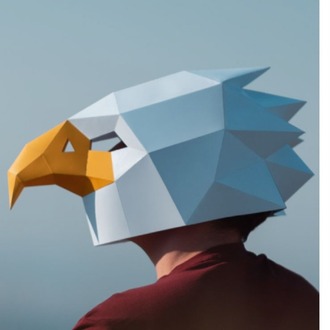 Bakışları Üzerine Çek: 3D Low Poly Kartal Maskesi Kalıbı – Dijital PDF Şablonu