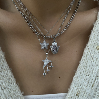 Sallantılı Model Yıldız Çelik Kolye