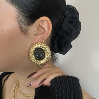 Yuvarlak Model Siyah Taşlı Vintage Büyük Küpe