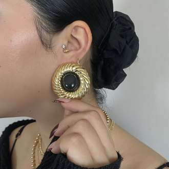 Yuvarlak Model Siyah Taşlı Vintage Büyük Küpe