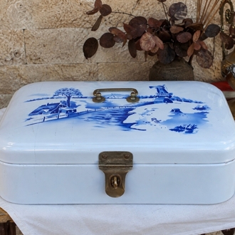 Emaye ekmeklik