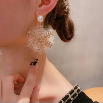 Crystal Snowflake Pearl Fur küpe