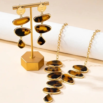 Tortoise Waves Statement Set