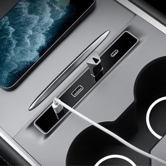 Tesla Model Y / Model 3 Orta Konsol Kaplaması USB Girişi Hızlı Şarj 4' lü Kablo Merkezi, Siyah