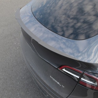 Tesla Model Y Arka Tampon İnce Spor Tip Spoyleri Mat Karbon, Siyah Renk