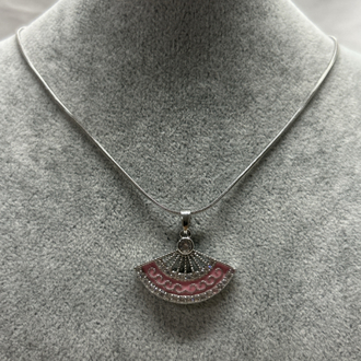 Çelik silver pembe yelpaze kolye