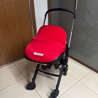Kırmızı Doona Bebek Arabası
