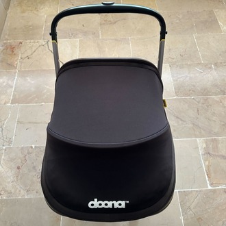 Doona+ Siyah Bebek Arabası ve Ana Kucağı