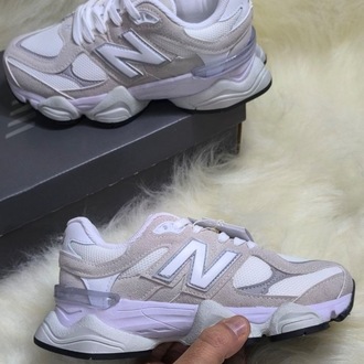 NEW BALANCE 9060 WHİTE-CREAM-NUBUCK