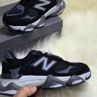 NEW BALANCE 9060 BLACK