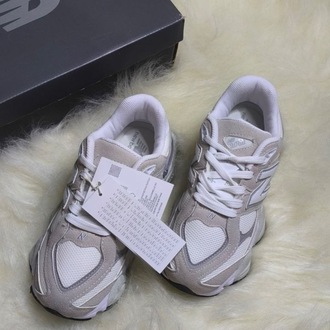 NEW BALANCE 9060 WHİTE-CREAM-NUBUCK